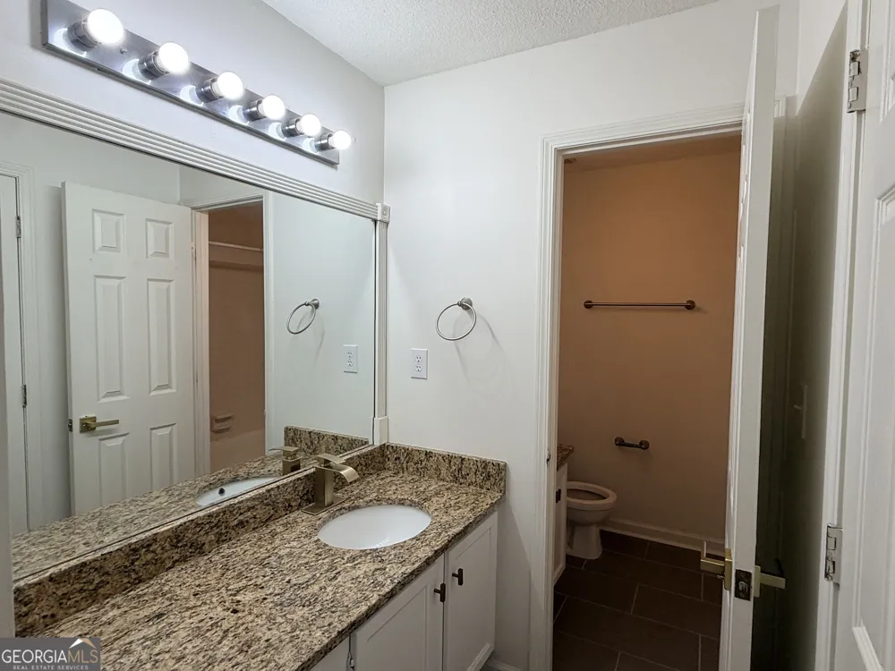 24216 Plantation DR NE Atlanta, GA 30324