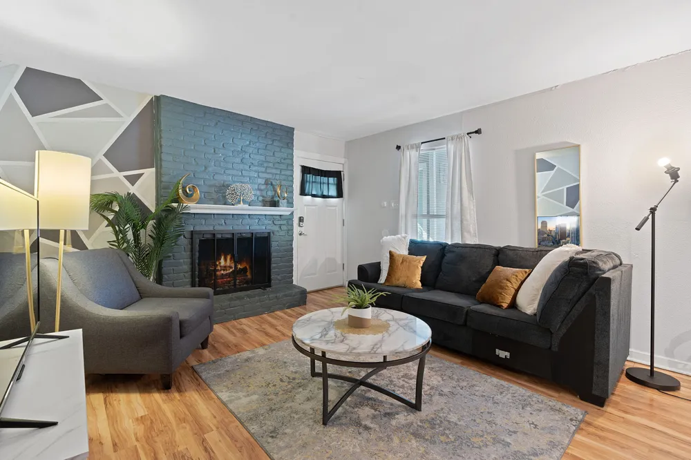 2603 Parker Lane #B Austin, TX 78741