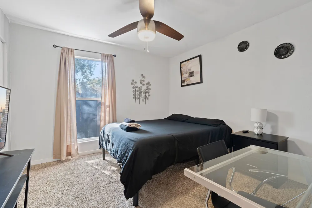2603 Parker Lane #B Austin, TX 78741