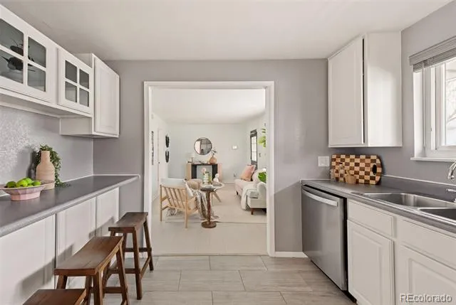 2169 W Warren Avenue Englewood, CO 80110