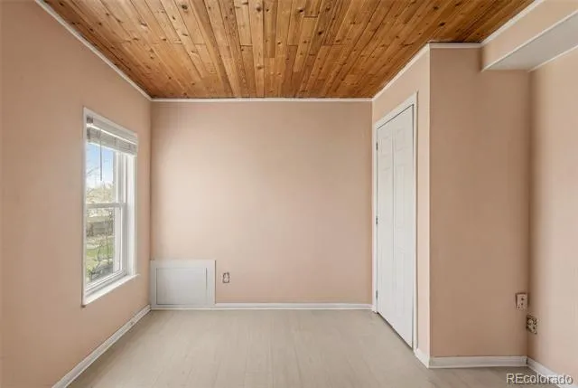 2169 W Warren Avenue Englewood, CO 80110