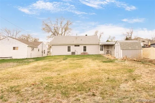 2169 W Warren Avenue Englewood, CO 80110