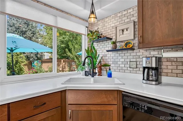 1225 Braewood Avenue Littleton, CO 80129