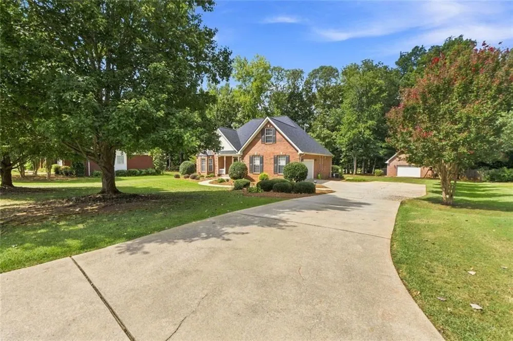 4149 Alayna Lee Circle McDonough, GA 30252