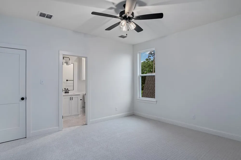 121 Sitka Loop Haughton, LA 71037
