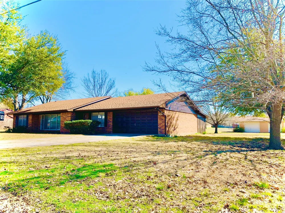 306 Pecan Street Howe, TX 75459