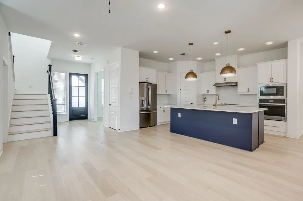 708 Pheasant Run Street Arlington, TX 76005