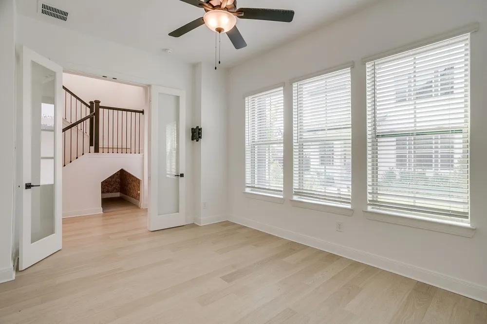 708 Pheasant Run Street Arlington, TX 76005