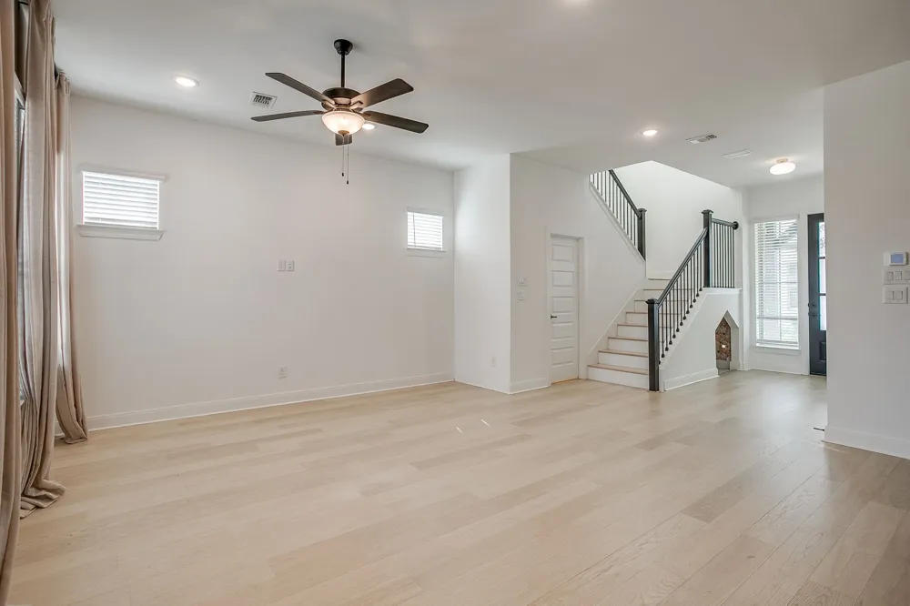708 Pheasant Run Street Arlington, TX 76005