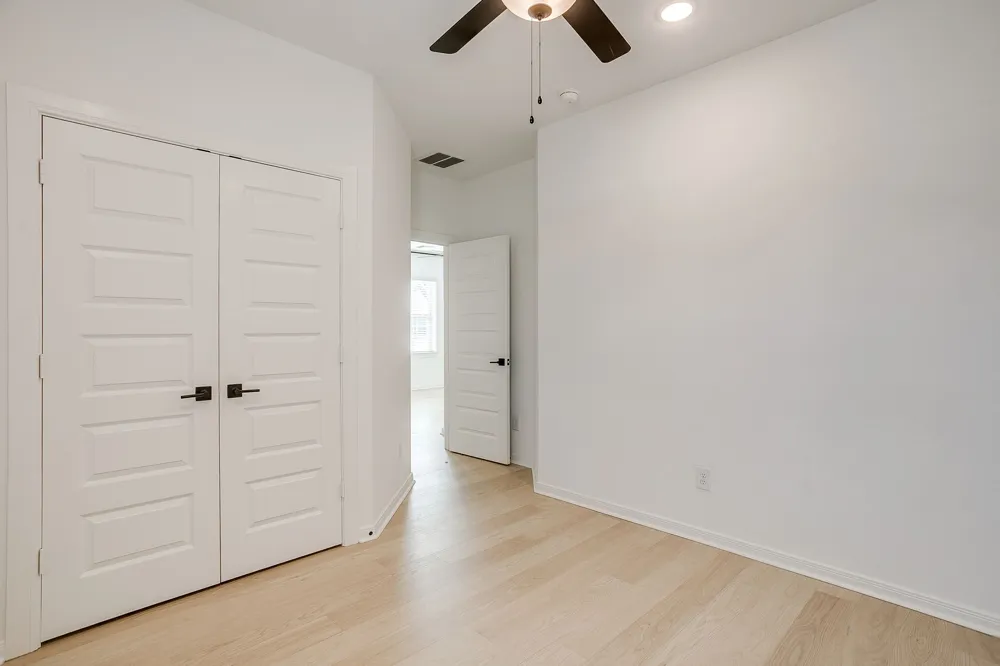 708 Pheasant Run Street Arlington, TX 76005