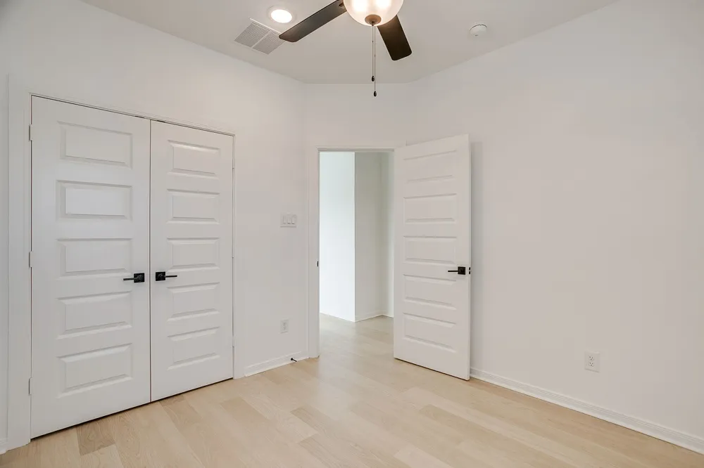 708 Pheasant Run Street Arlington, TX 76005