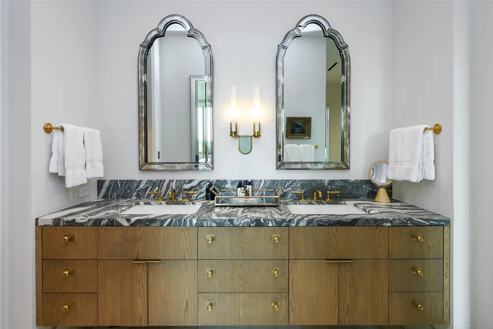 4205 Buena Vista Street #302 Dallas, TX 75205
