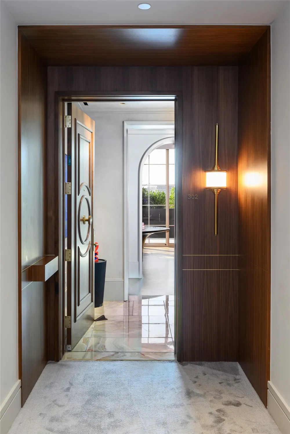 4205 Buena Vista Street #302 Dallas, TX 75205