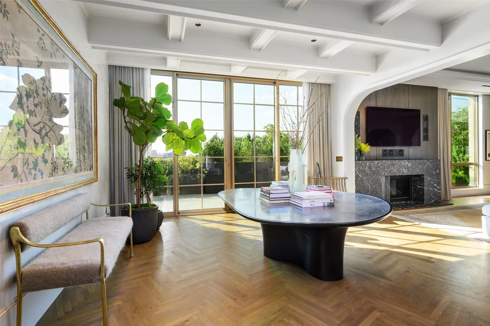 4205 Buena Vista Street #302 Dallas, TX 75205
