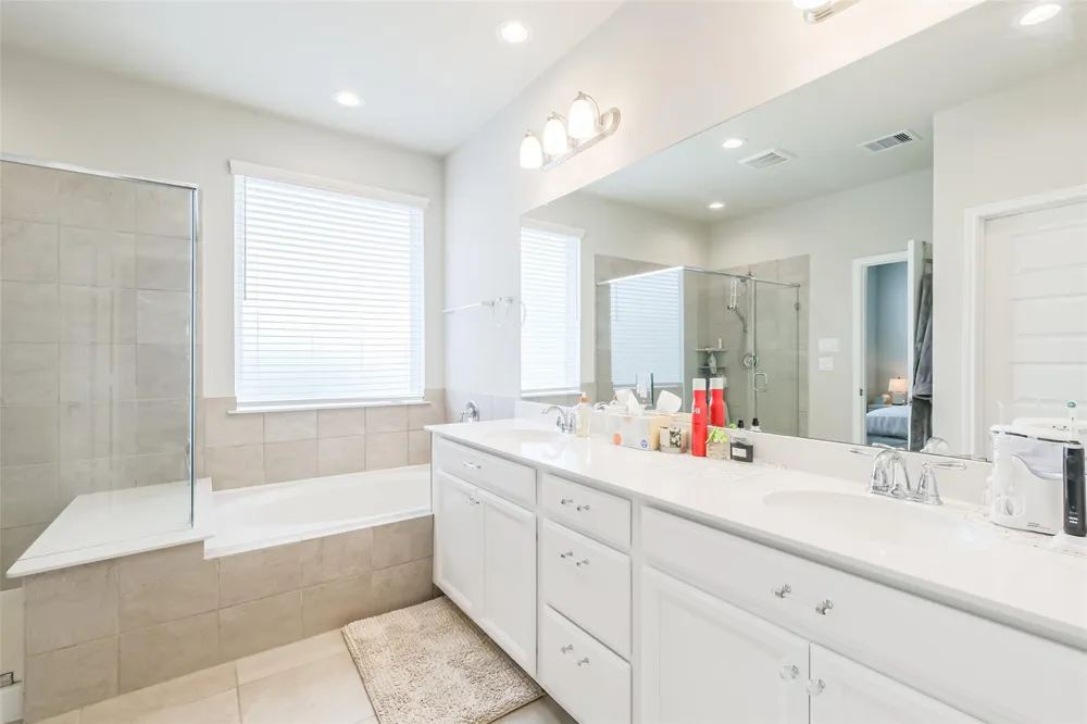3125 Cloud Forest Lane Houston, TX 77080