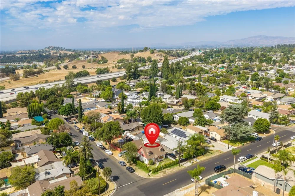 11403 Eldridge Avenue Sylmar, CA 91342