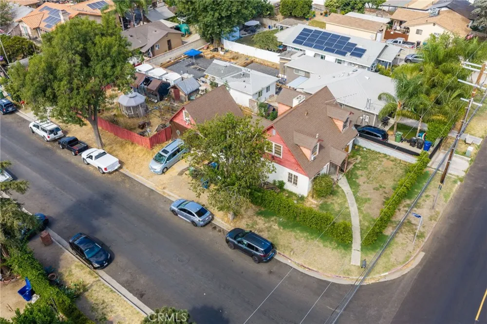 11403 Eldridge Avenue Sylmar, CA 91342