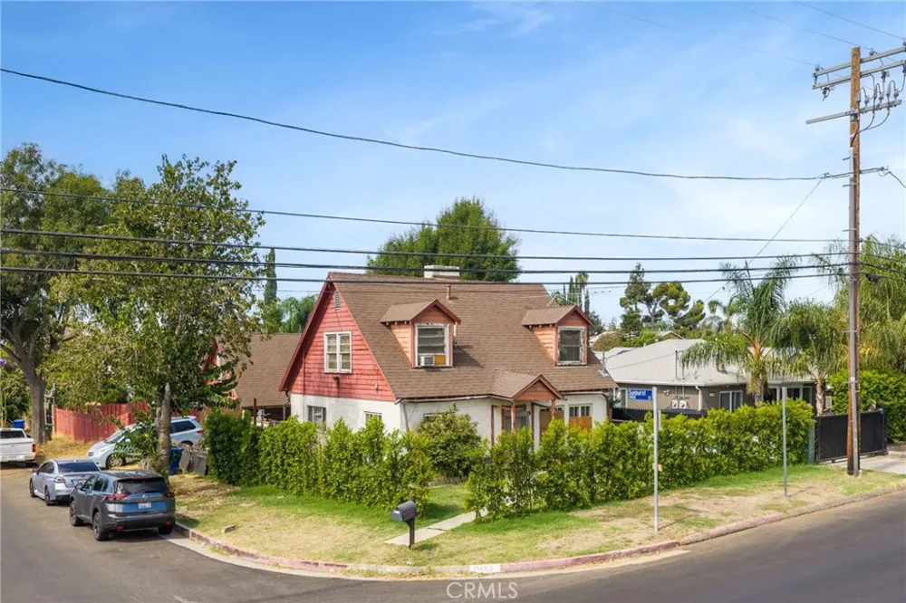 11403 Eldridge Avenue Sylmar, CA 91342