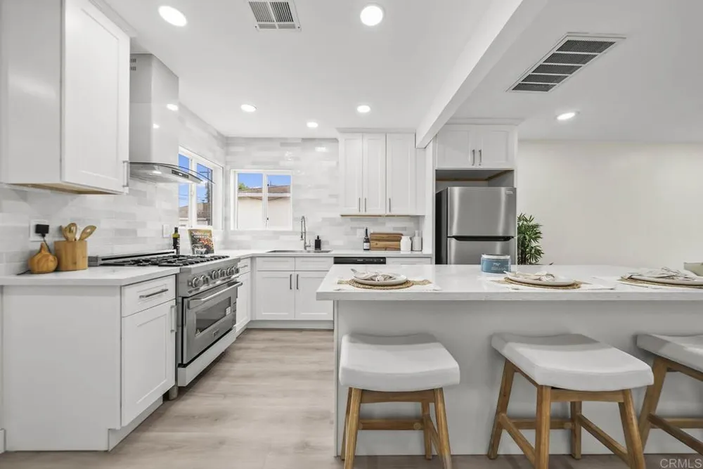 4733 Soria Drive San Diego, CA 92115