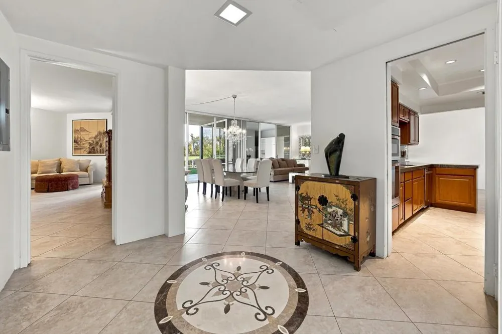 900 Island Drive #105 Rancho Mirage, CA 92270
