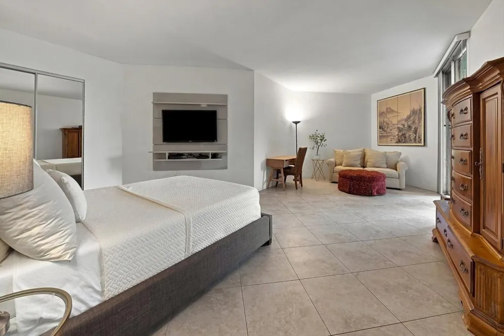 900 Island Drive #105 Rancho Mirage, CA 92270