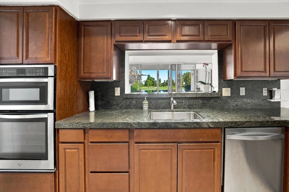 900 Island Drive #105 Rancho Mirage, CA 92270