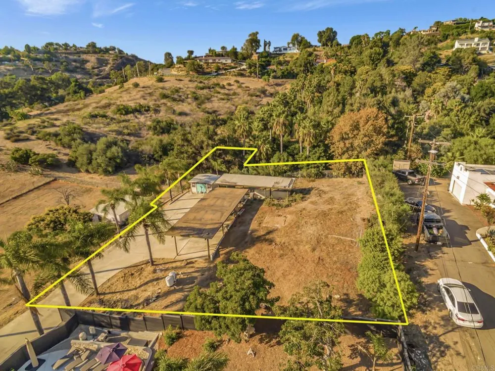 9210 Tropico Drive La Mesa, CA 91941