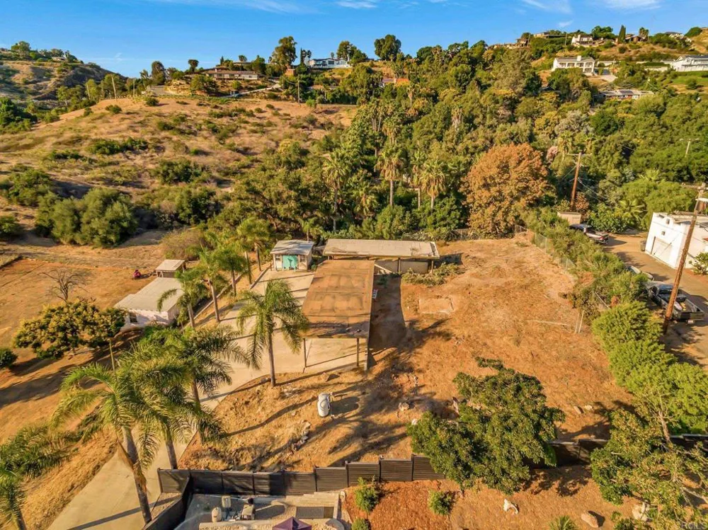 9210 Tropico Drive La Mesa, CA 91941