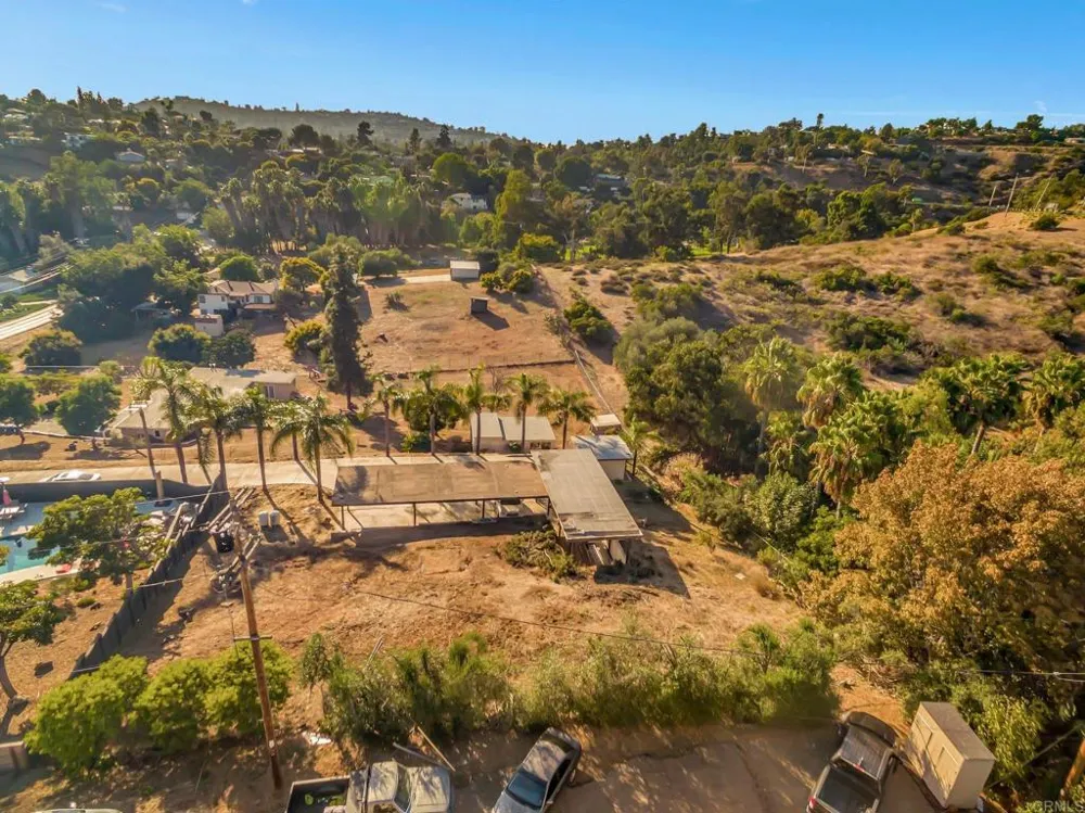 9210 Tropico Drive La Mesa, CA 91941