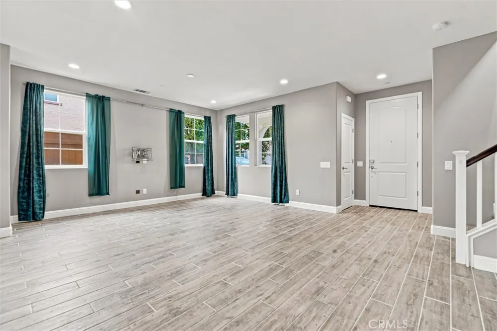 1950 Blue Sage Santa Maria, CA 93458