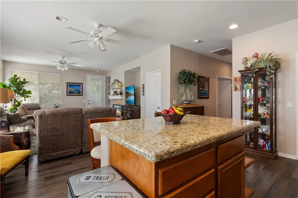 30299 Mondavi Murrieta, CA 92563