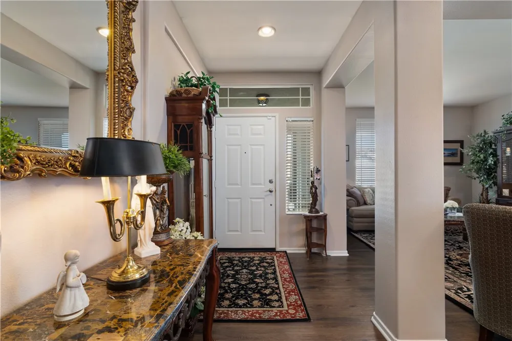 30299 Mondavi Murrieta, CA 92563