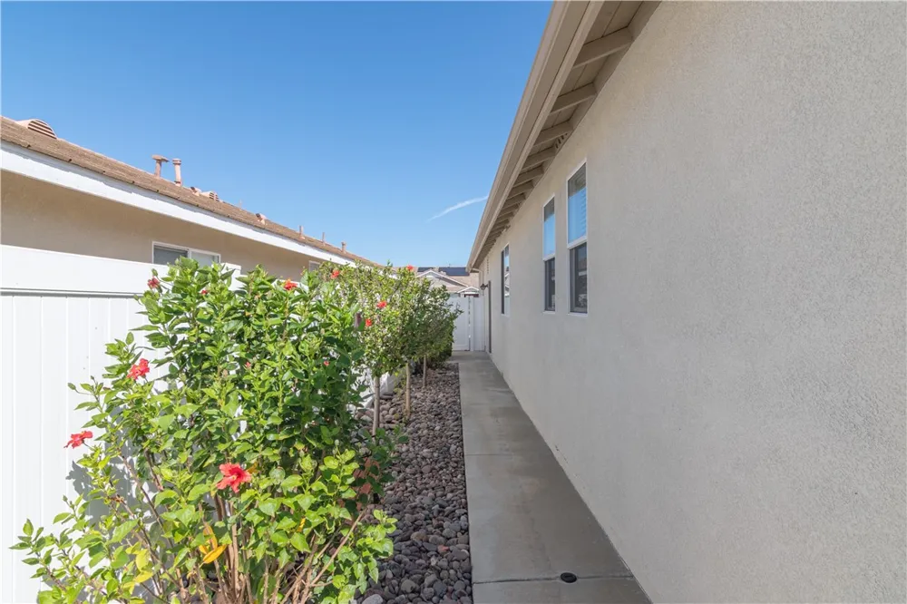 30299 Mondavi Murrieta, CA 92563