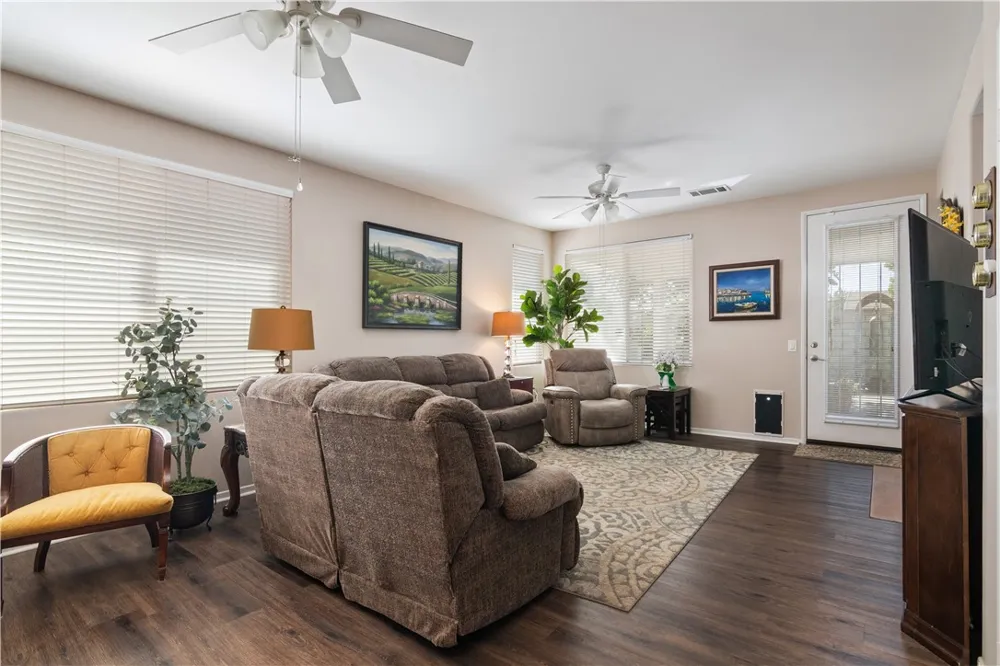 30299 Mondavi Murrieta, CA 92563