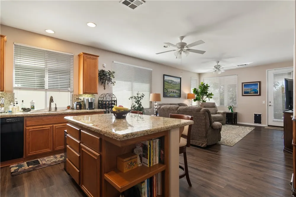 30299 Mondavi Murrieta, CA 92563