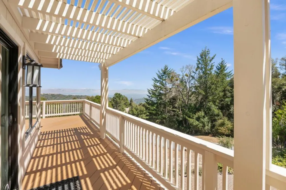 24635 Heather Heights Road Saratoga, CA 95070