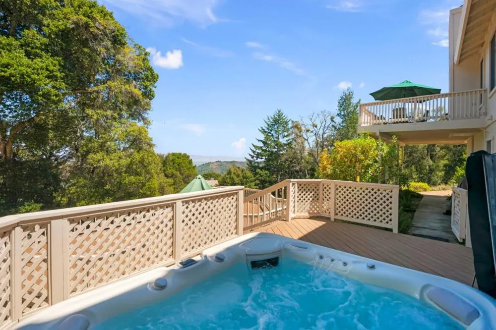 24635 Heather Heights Road Saratoga, CA 95070