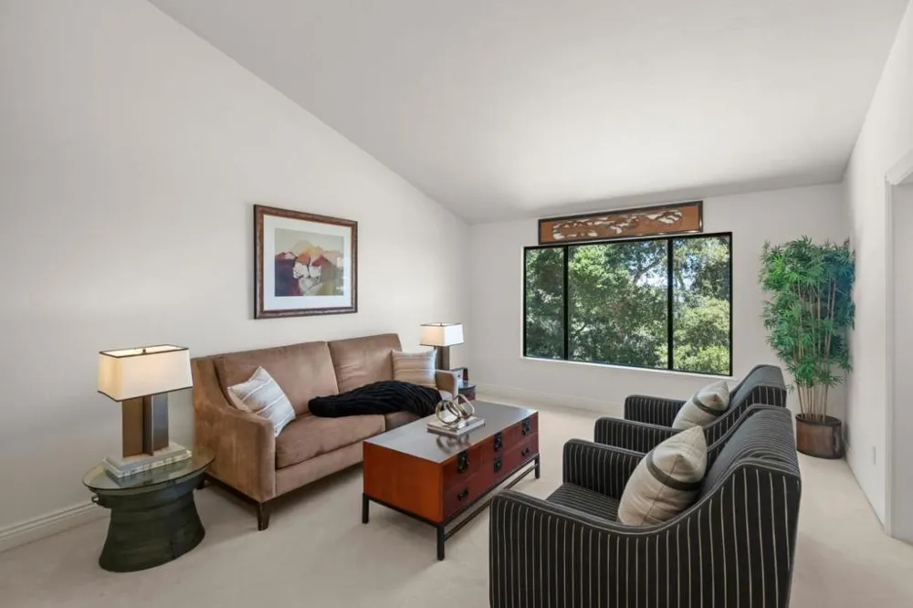 24635 Heather Heights Road Saratoga, CA 95070
