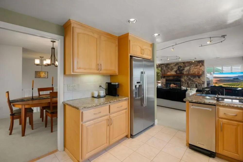 24635 Heather Heights Road Saratoga, CA 95070