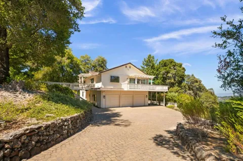 24635 Heather Heights Road