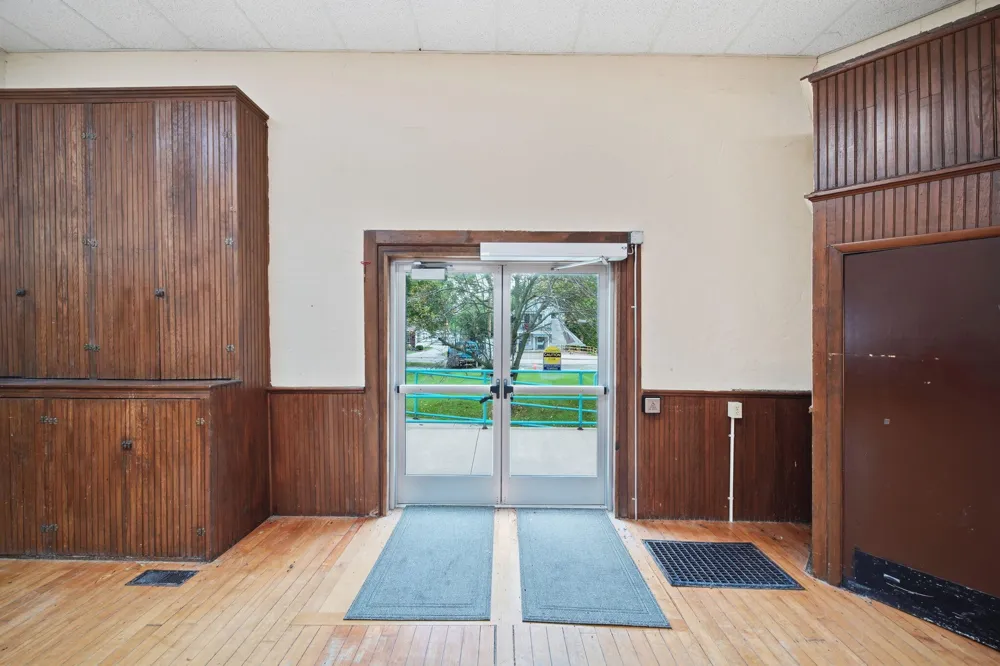 106 E Commercial Street Brooklyn, MI 49230