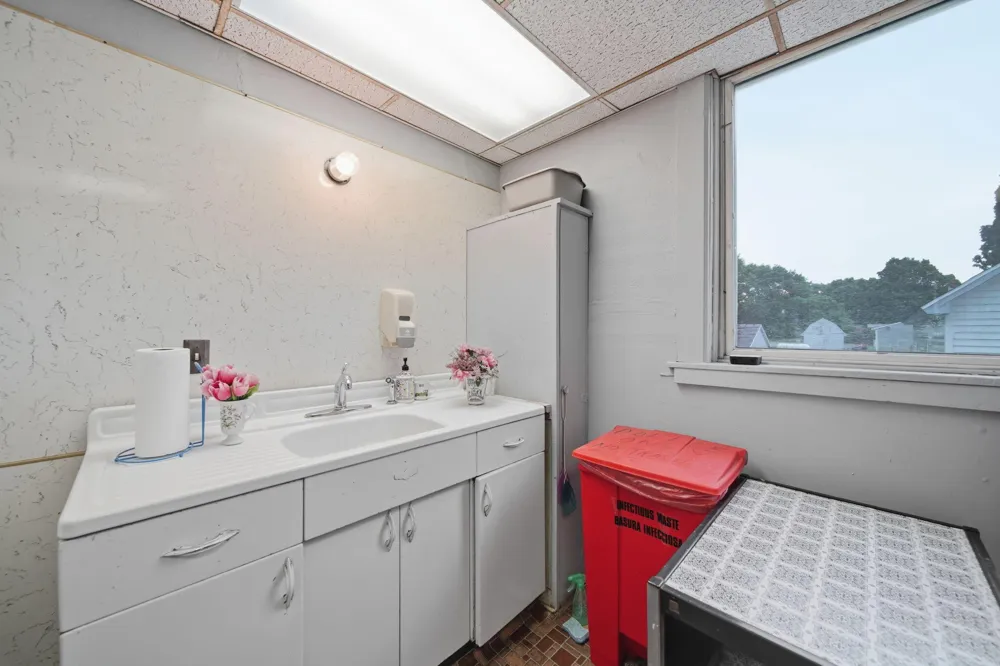 106 E Commercial Street Brooklyn, MI 49230