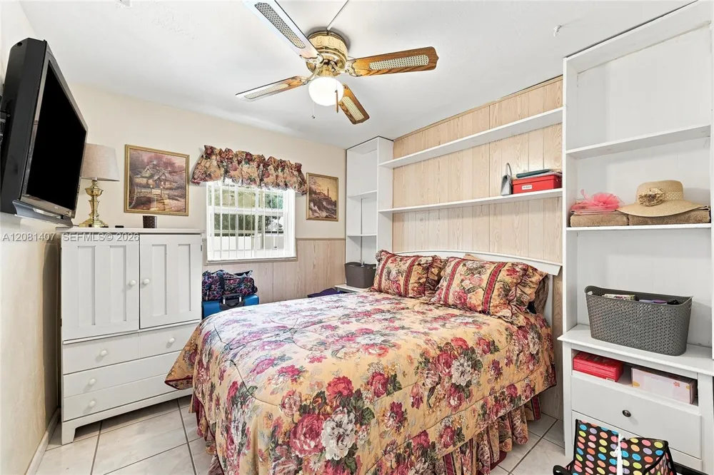 4470 NW 171st Ter Miami Gardens, FL 33055