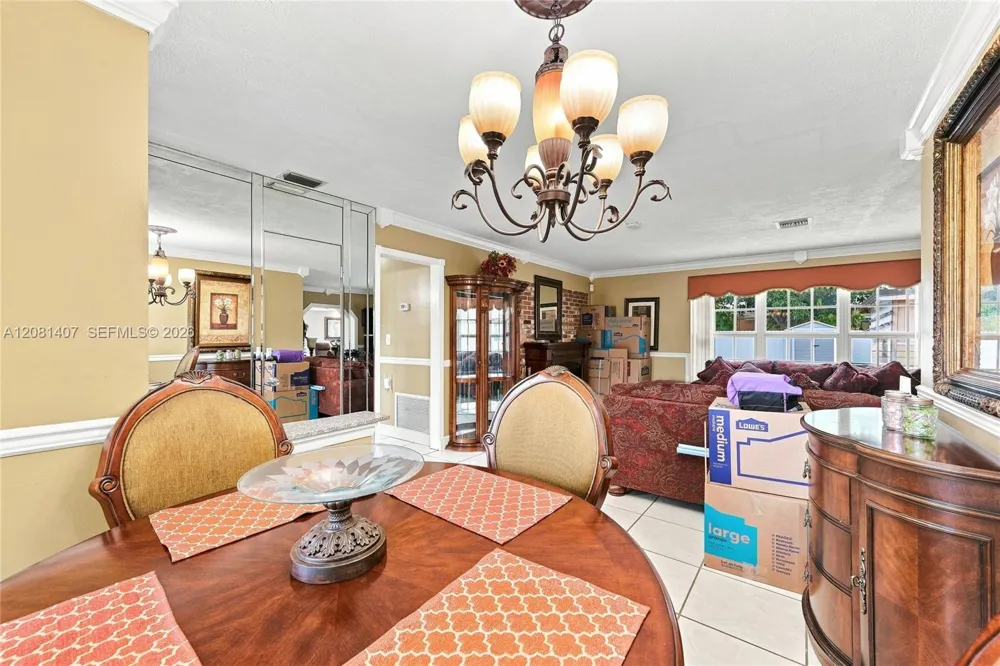 4470 NW 171st Ter Miami Gardens, FL 33055