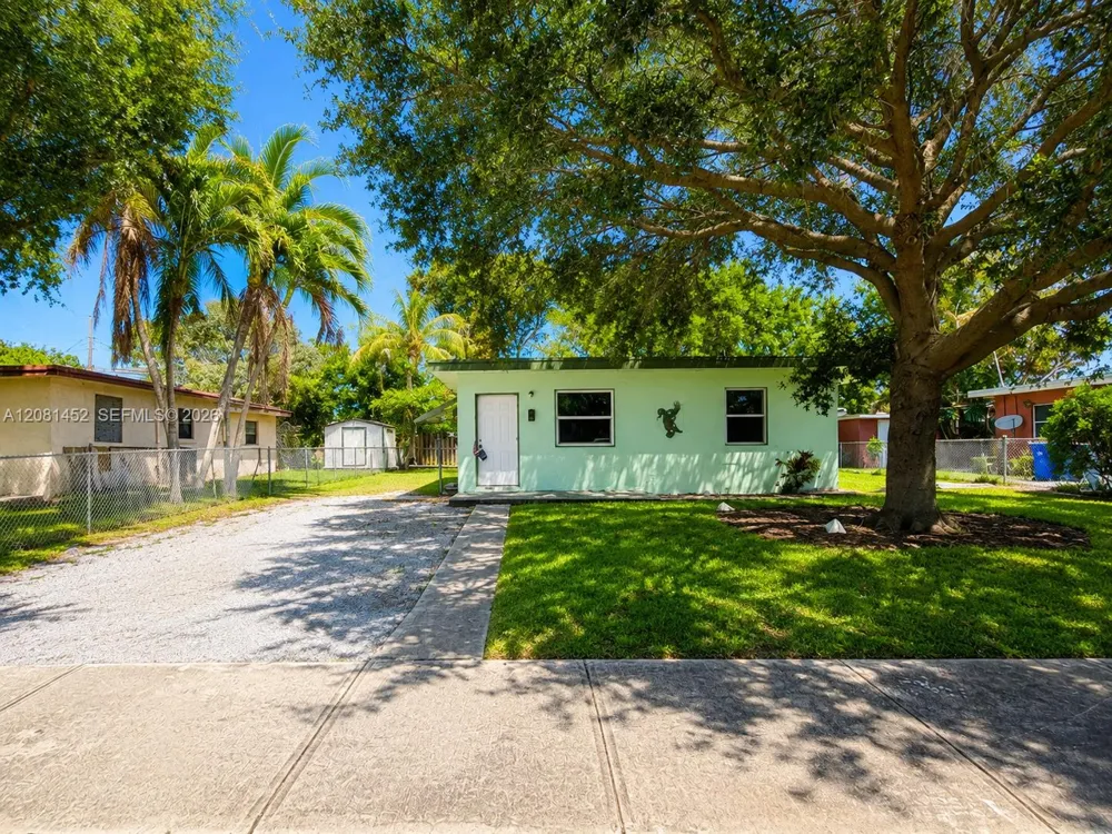 2631 NW 6th St Pompano Beach, FL 33069