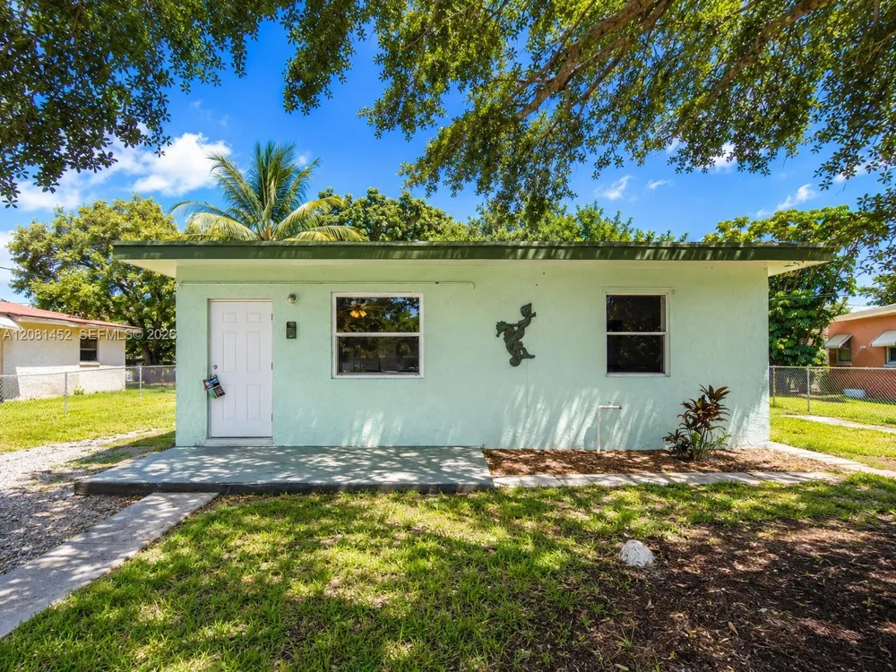 2631 NW 6th St Pompano Beach, FL 33069