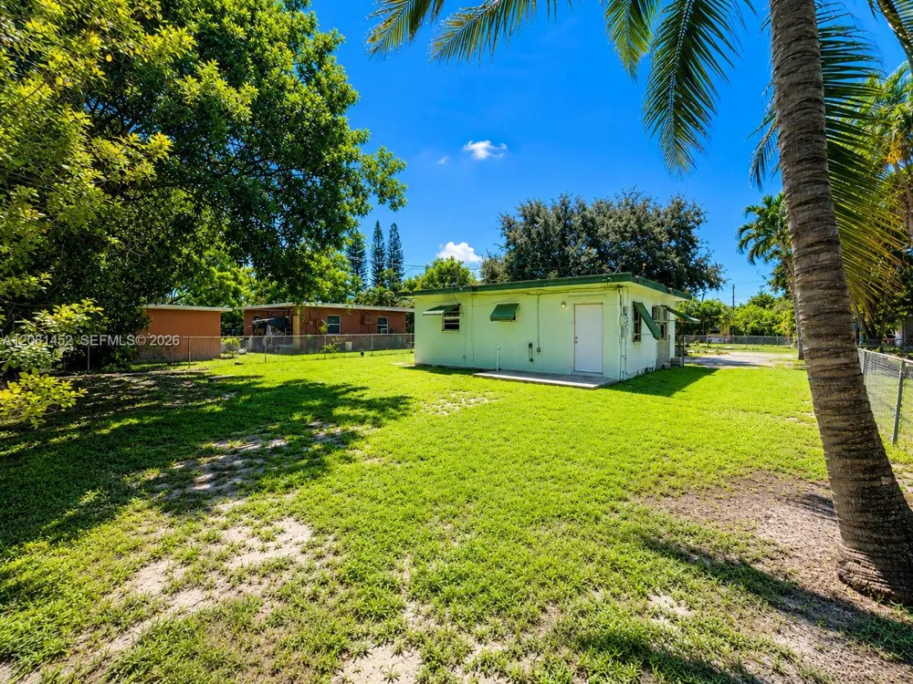 2631 NW 6th St Pompano Beach, FL 33069
