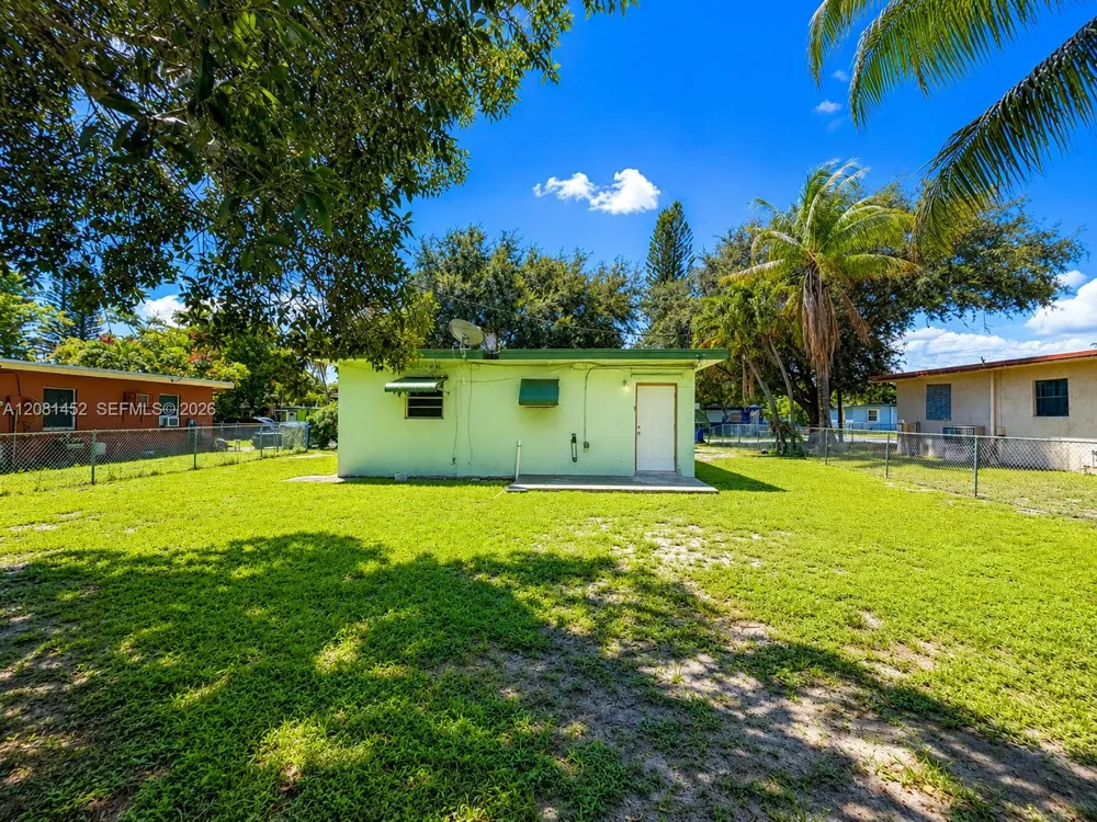 2631 NW 6th St Pompano Beach, FL 33069