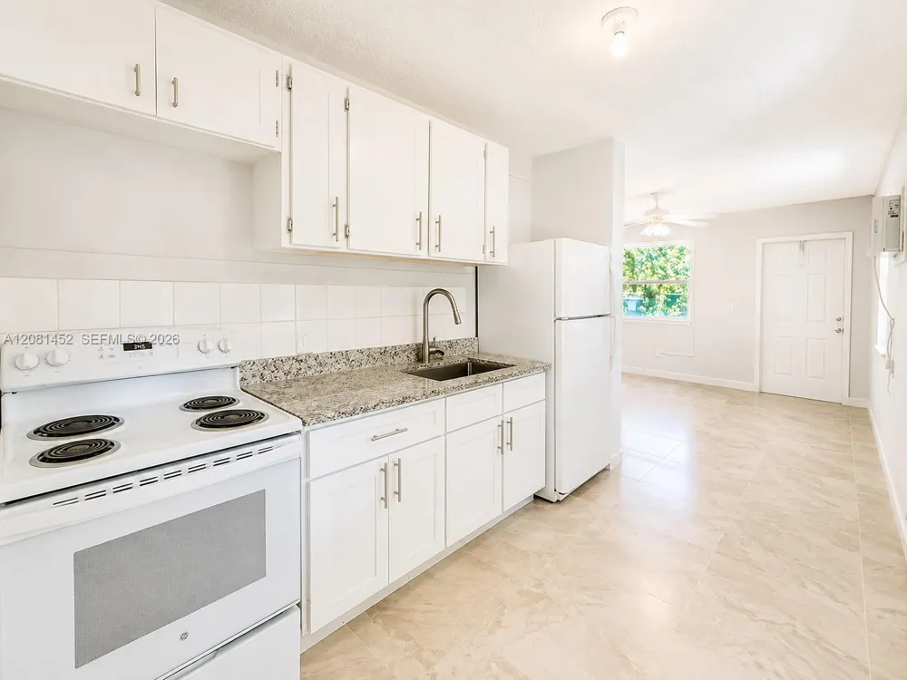 2631 NW 6th St Pompano Beach, FL 33069