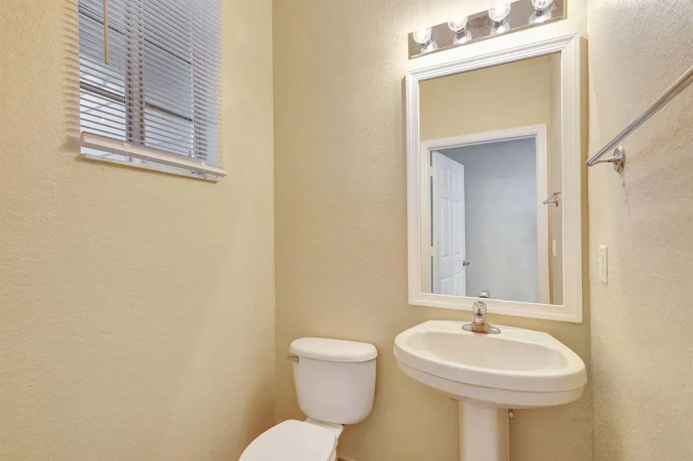 1302 LUCAYA DRIVE Riviera Beach, FL 33404
